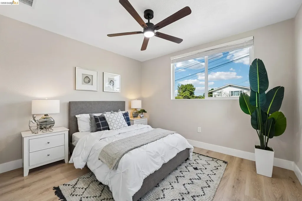 449 Gilcrest Vallejo CA 94591