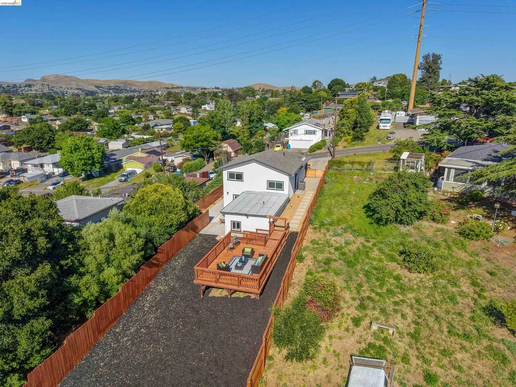 449 Gilcrest Vallejo CA 94591