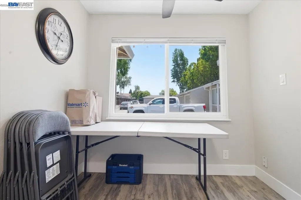 882 Tennyson Road Hayward CA 94544