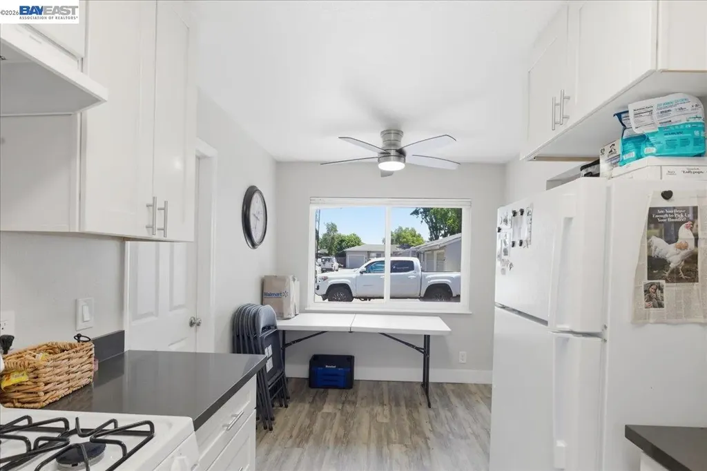 882 Tennyson Road Hayward CA 94544