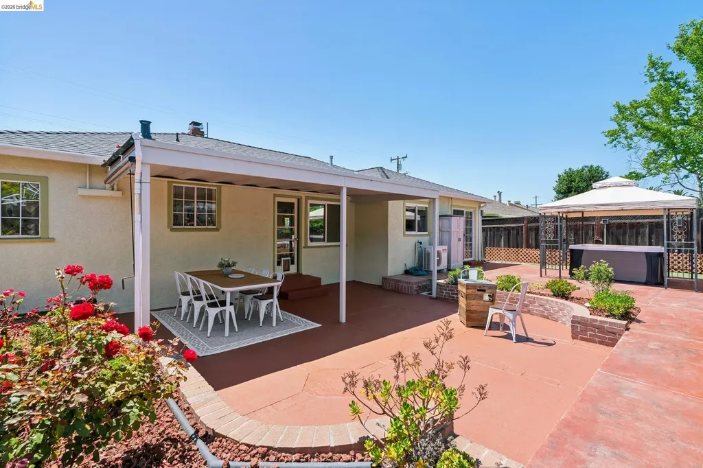 25882 Bryn Mawr Avenue Hayward CA 94542