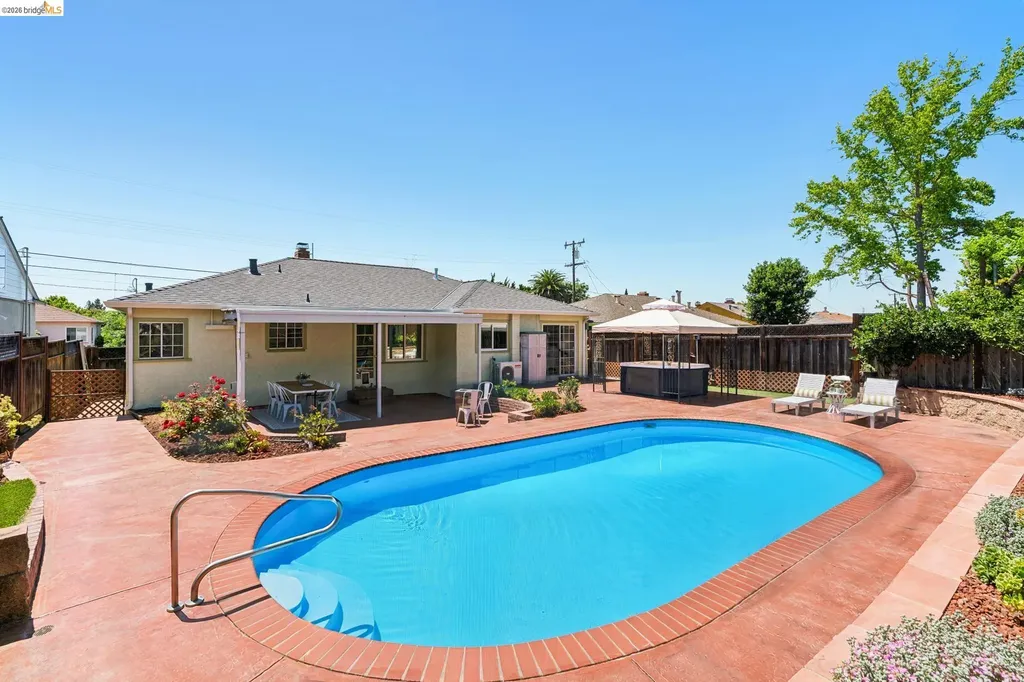 25882 Bryn Mawr Avenue Hayward CA 94542