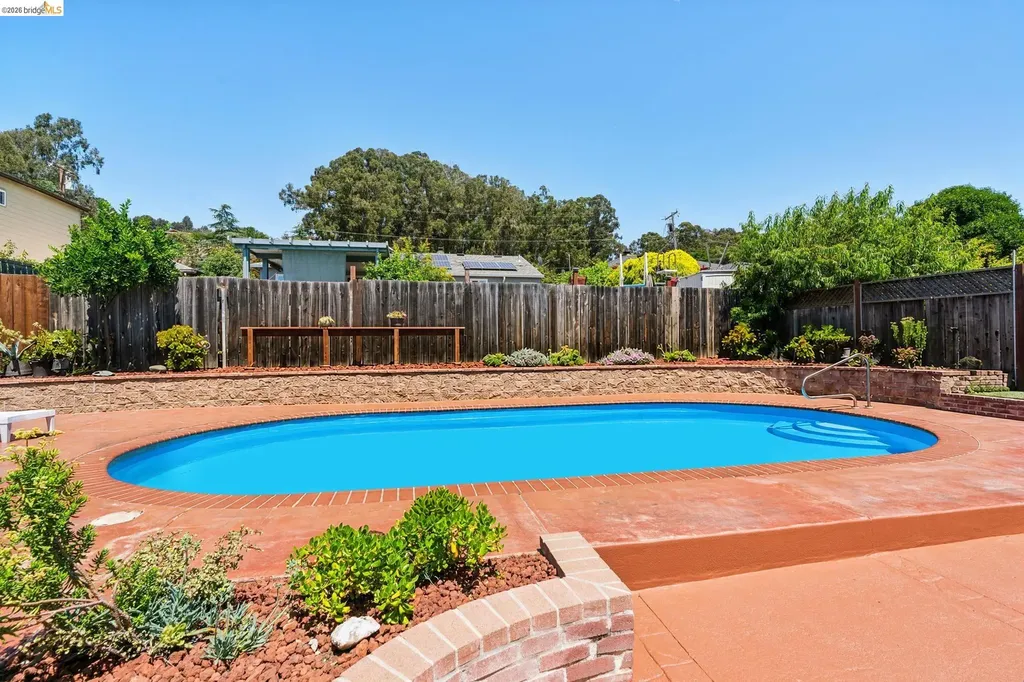 25882 Bryn Mawr Avenue Hayward CA 94542