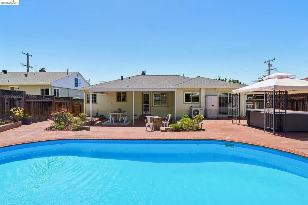 25882 Bryn Mawr Avenue Hayward CA 94542