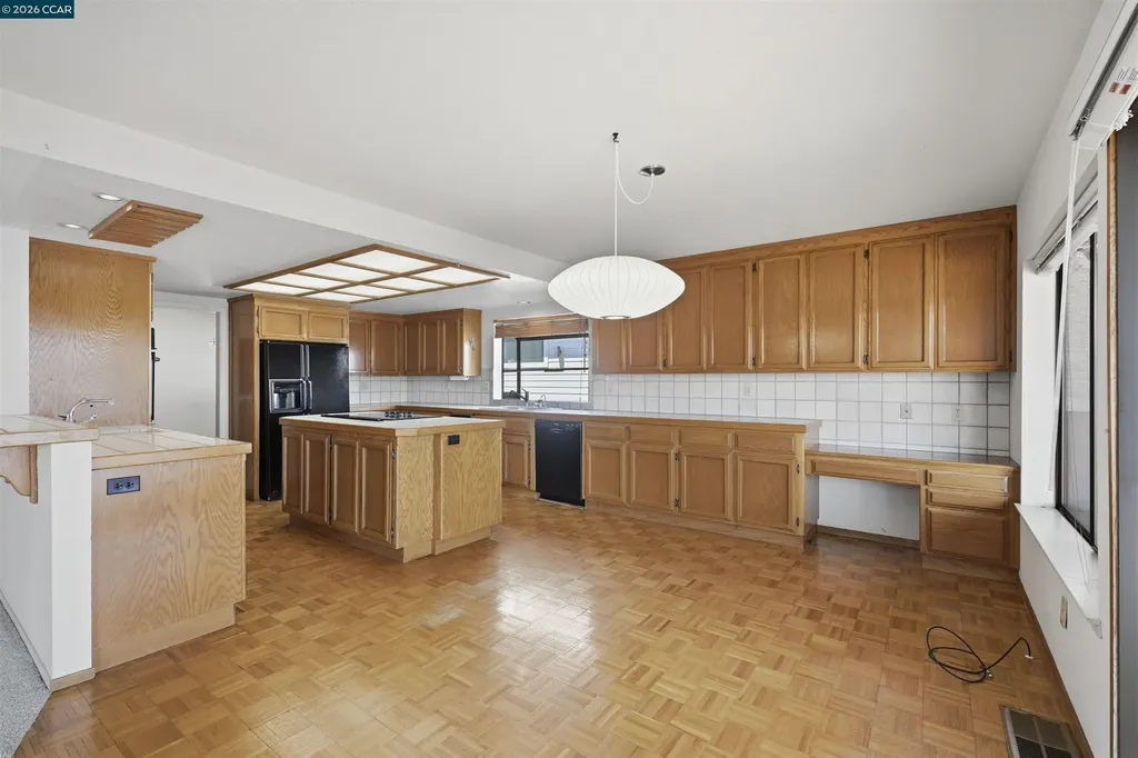 2055 Cypress Point Discovery Bay CA 94505
