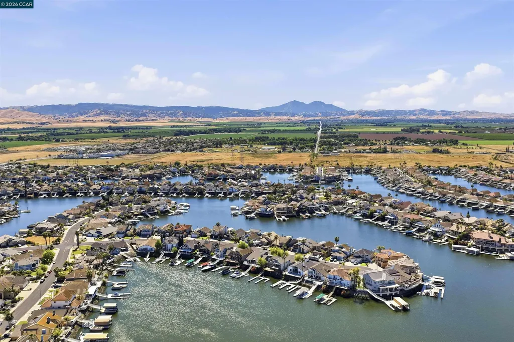 2055 Cypress Point Discovery Bay CA 94505