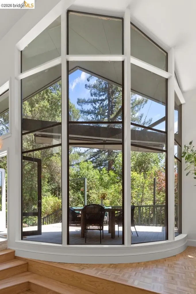 248 The Uplands Berkeley CA 94705