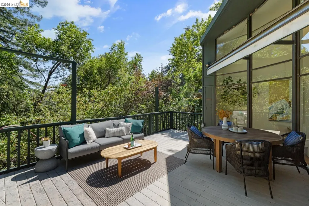248 The Uplands Berkeley CA 94705