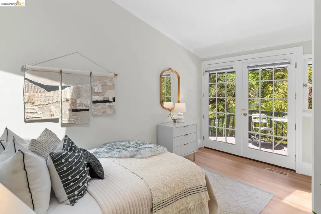248 The Uplands Berkeley CA 94705