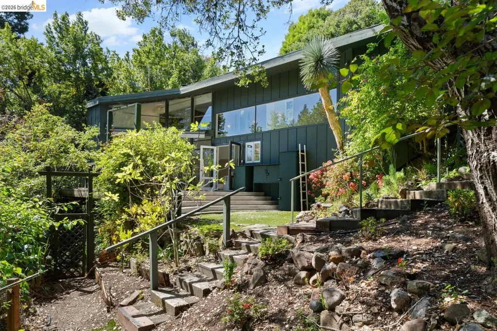 248 The Uplands Berkeley CA 94705
