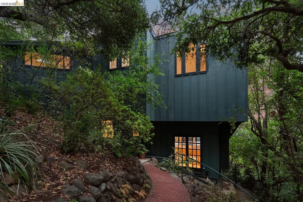 248 The Uplands Berkeley CA 94705
