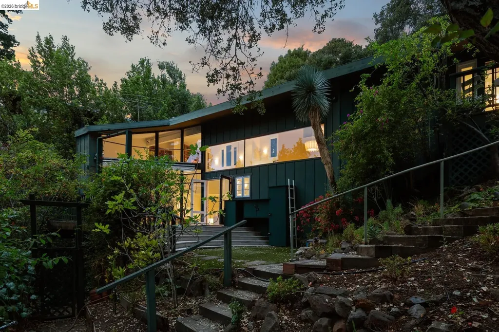 248 The Uplands Berkeley CA 94705