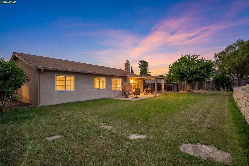 2333 Arthur Way Antioch CA 94509