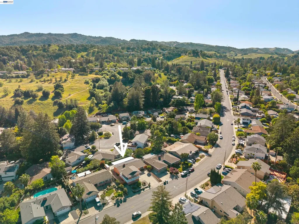 259 Donegal Way Martinez CA 94553