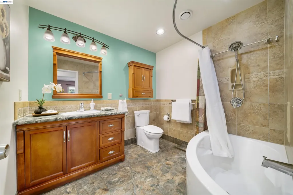 259 Donegal Way Martinez CA 94553