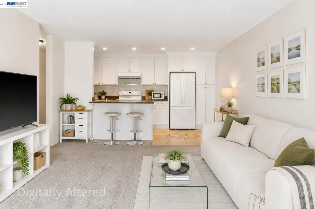 960 Shorepoint Court Alameda CA 94501