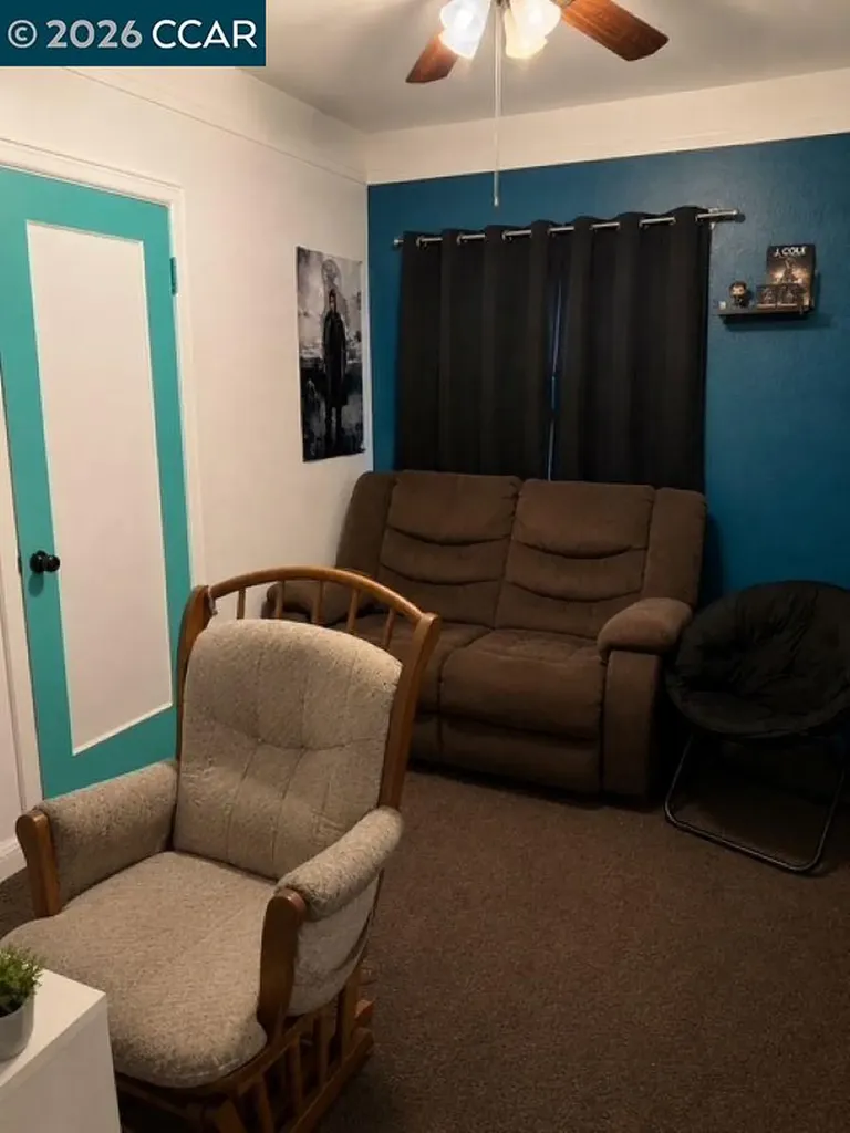 251 E 17th Street Pittsburg CA 94565