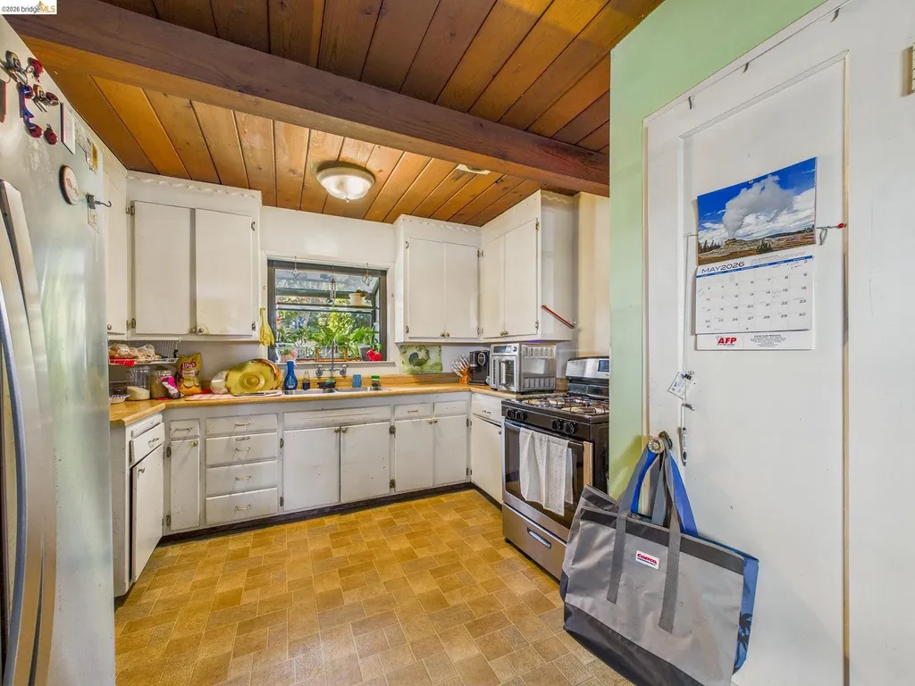 19034 Western Boulevard Hayward CA 94541