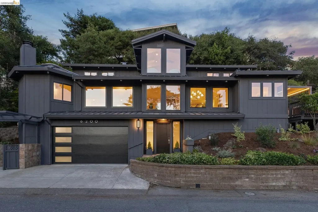 6200 Wood Drive Oakland CA 94611
