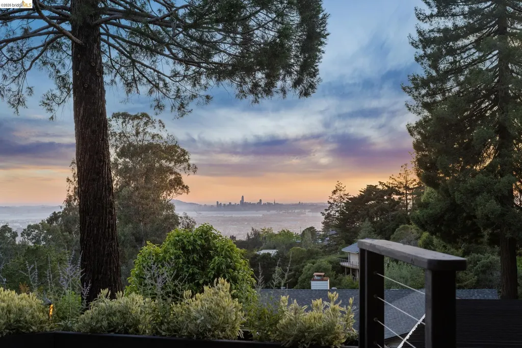 6200 Wood Drive Oakland CA 94611