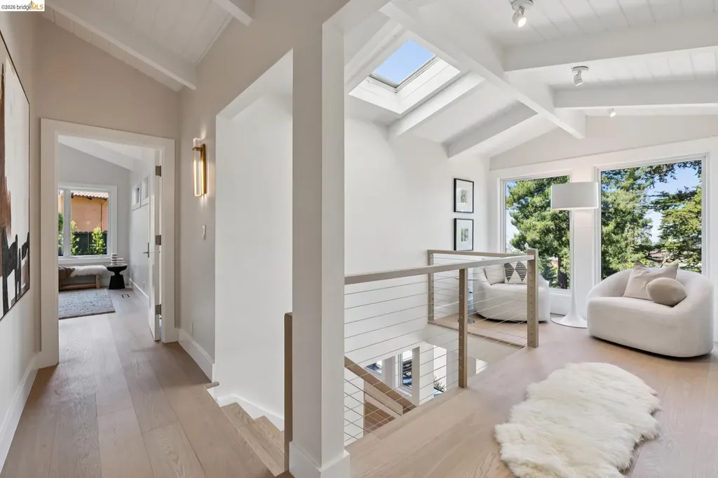 6200 Wood Drive Oakland CA 94611