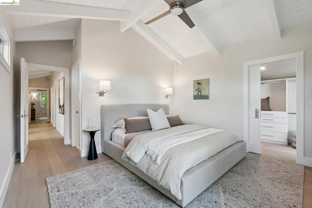 6200 Wood Drive Oakland CA 94611