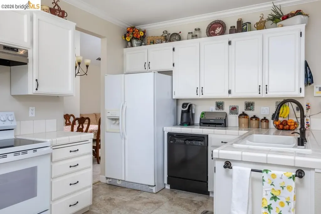 4166 Sequoia Oakley CA 94561