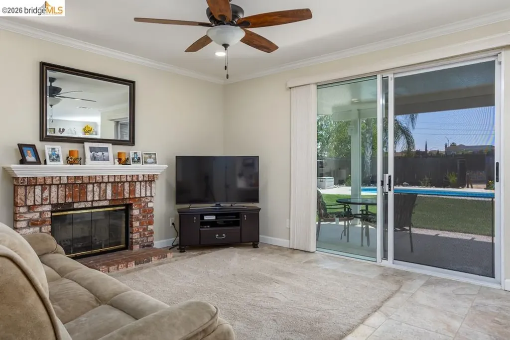 4166 Sequoia Oakley CA 94561