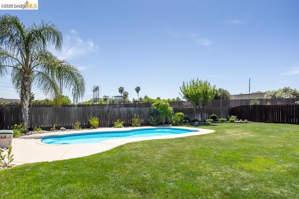4166 Sequoia Oakley CA 94561