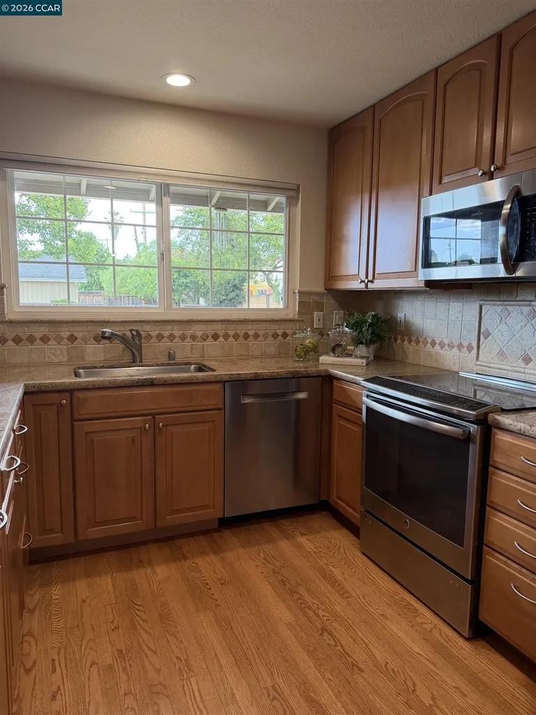 2290 La Mar Drive Concord CA 94518