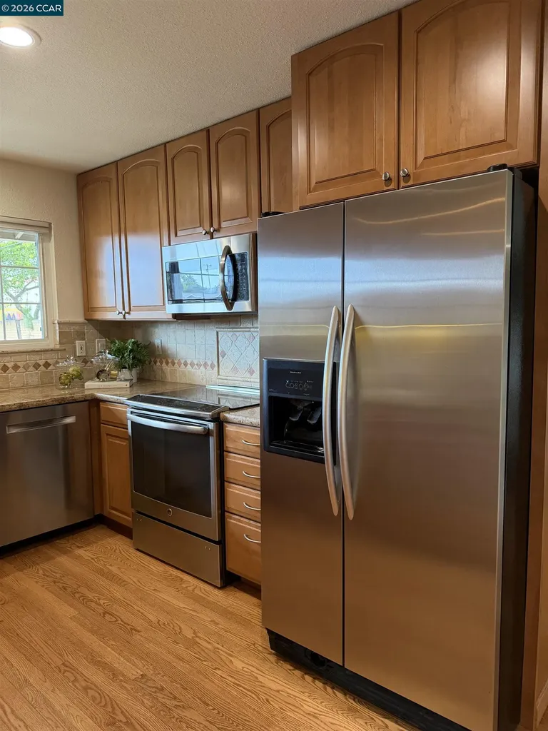 2290 La Mar Drive Concord CA 94518