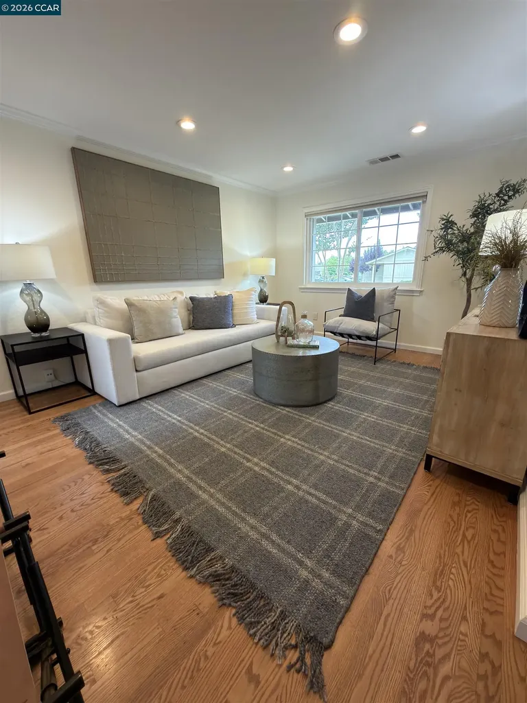 2290 La Mar Drive Concord CA 94518