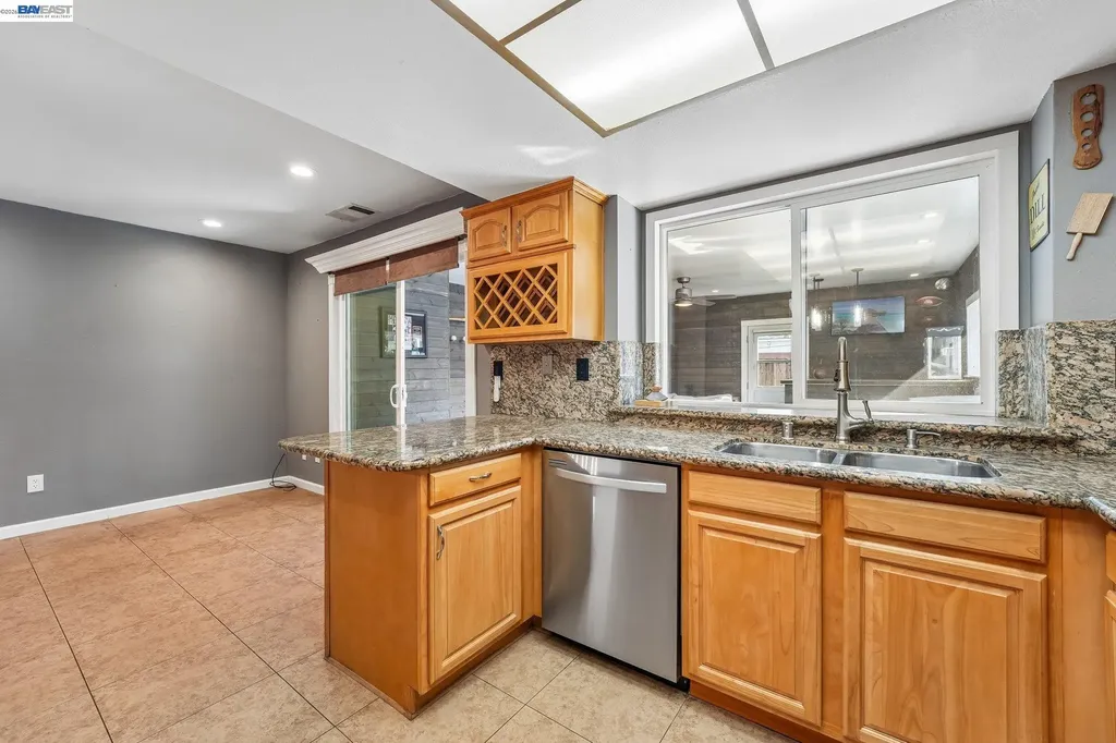 109 Crownpointe Drive Vallejo CA 94591