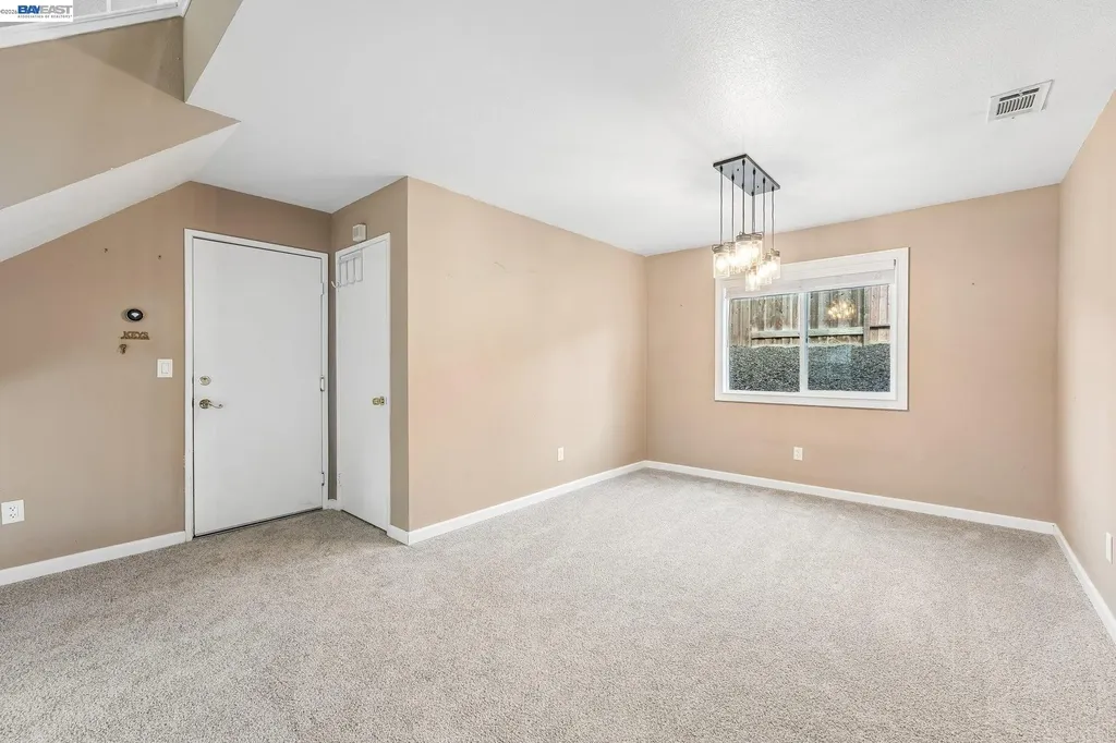 109 Crownpointe Drive Vallejo CA 94591