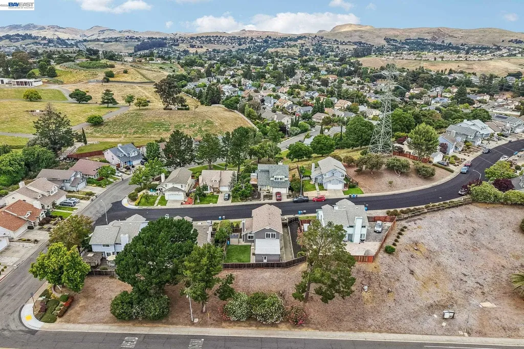 109 Crownpointe Drive Vallejo CA 94591