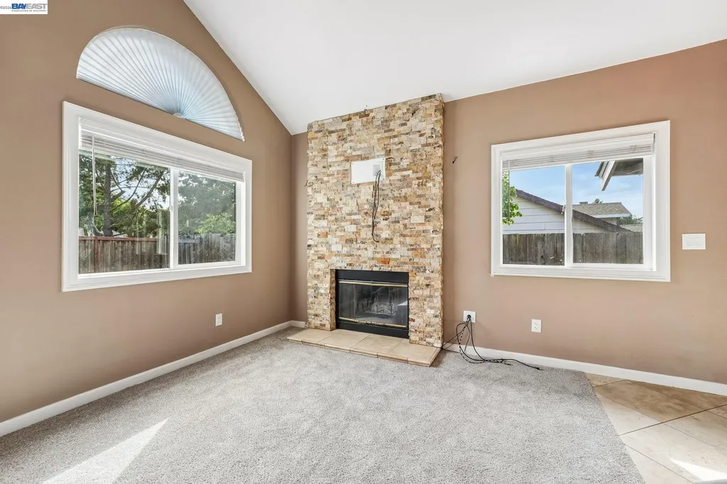 109 Crownpointe Drive Vallejo CA 94591