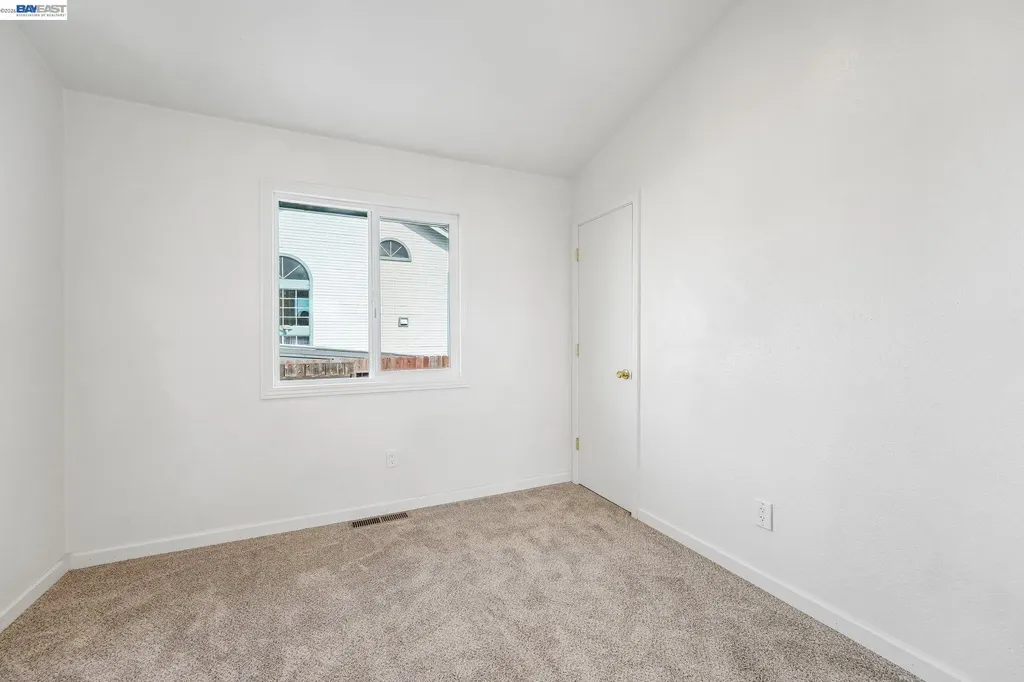 109 Crownpointe Drive Vallejo CA 94591