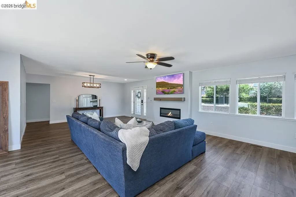 1601 Apricot Way Brentwood CA 94513