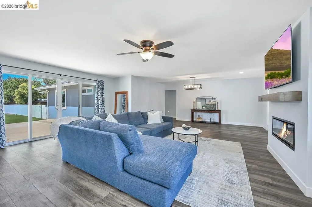 1601 Apricot Way Brentwood CA 94513