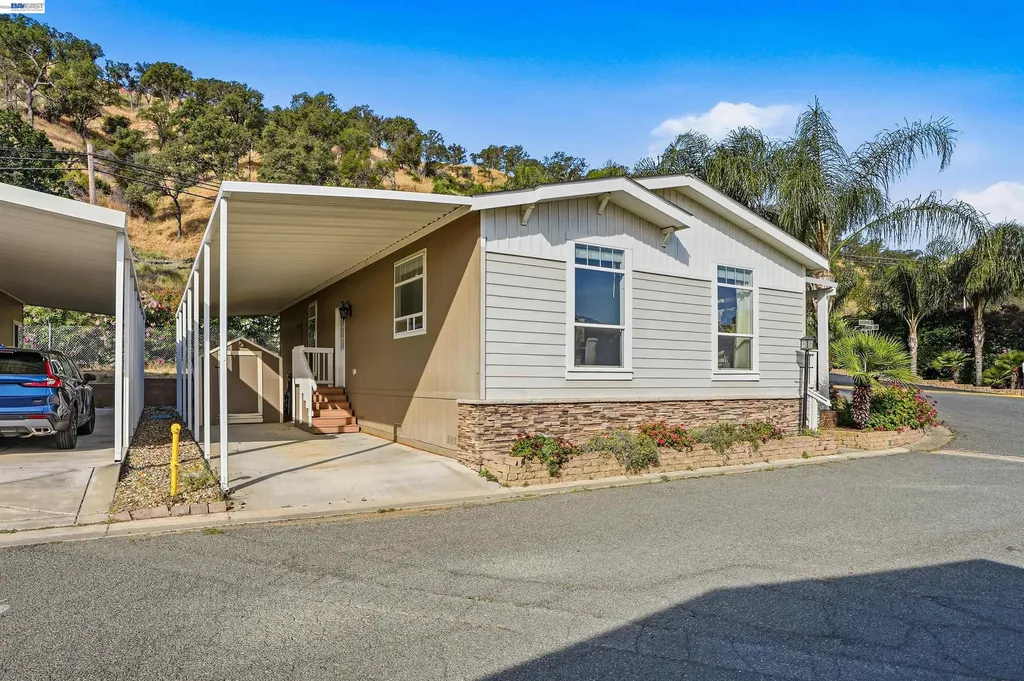 16711 Marsh Creek Road Clayton CA 94517
