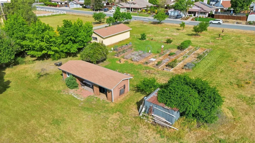 209 Honey Lane Oakley CA 94561