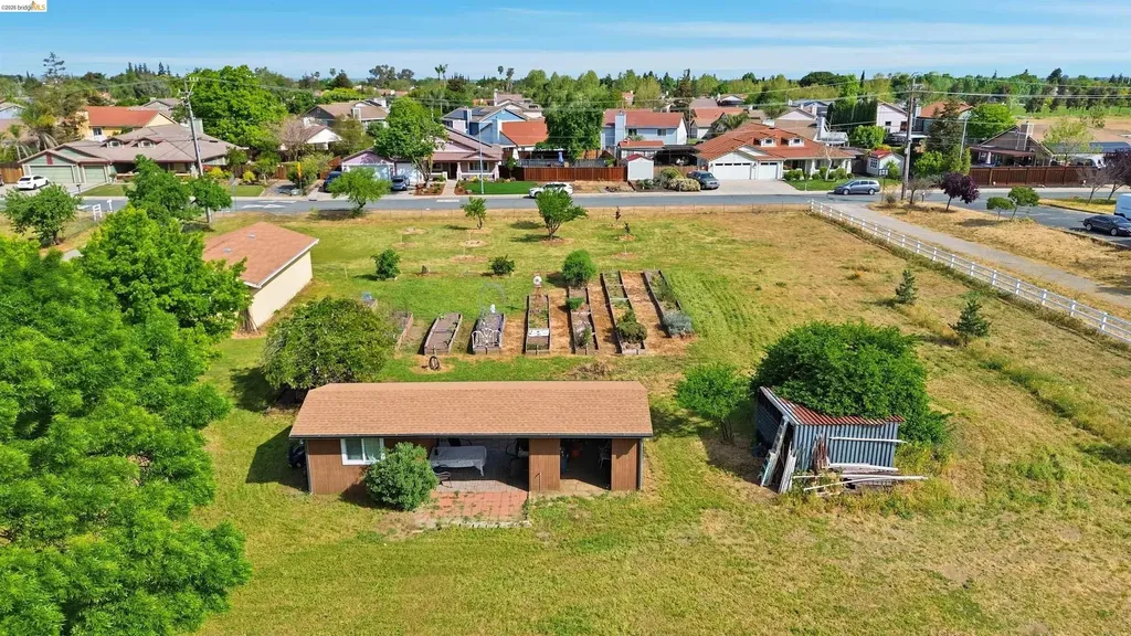 209 Honey Lane Oakley CA 94561