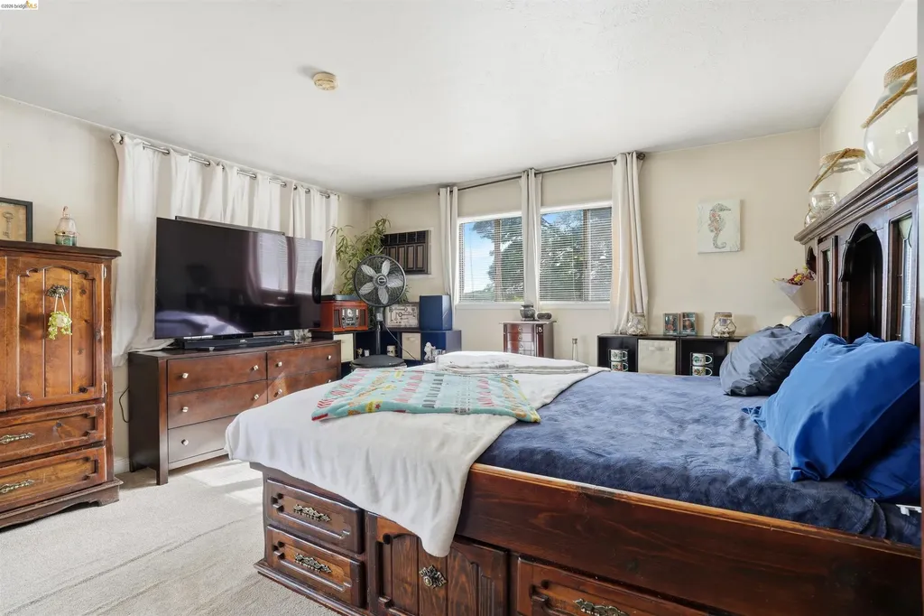 209 Honey Lane Oakley CA 94561