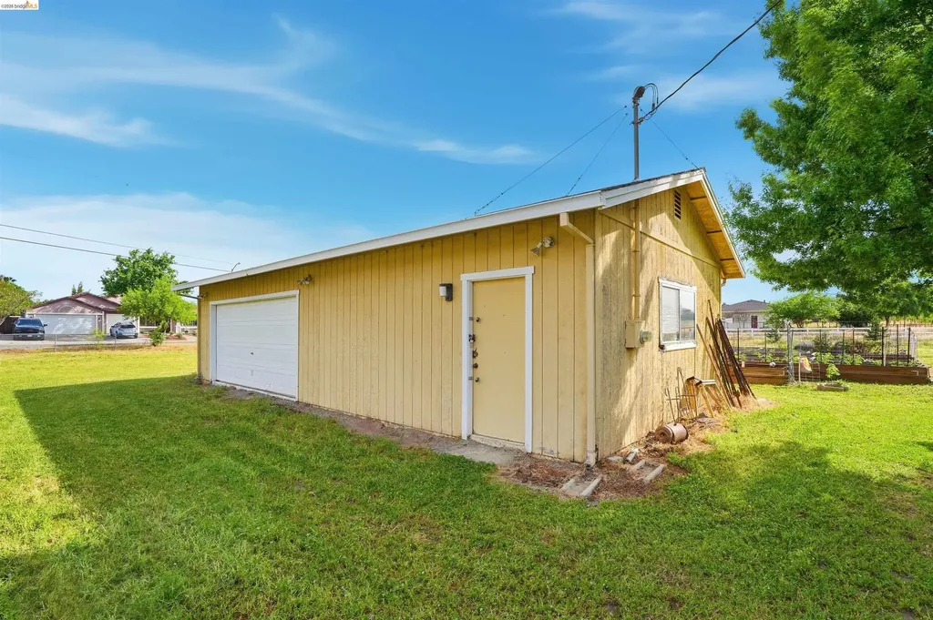 209 Honey Lane Oakley CA 94561