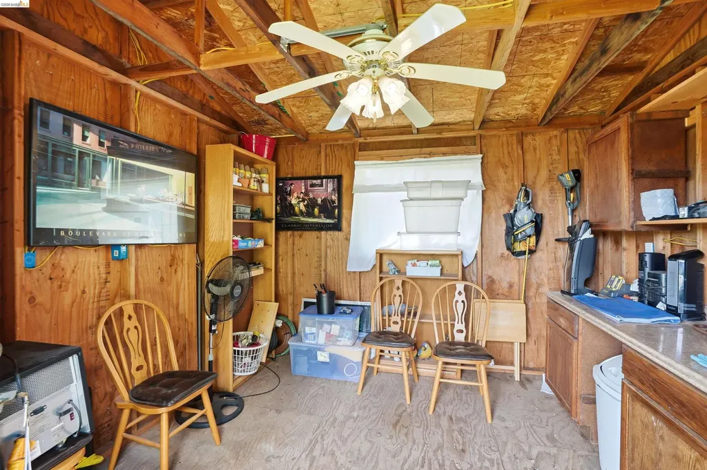 209 Honey Lane Oakley CA 94561