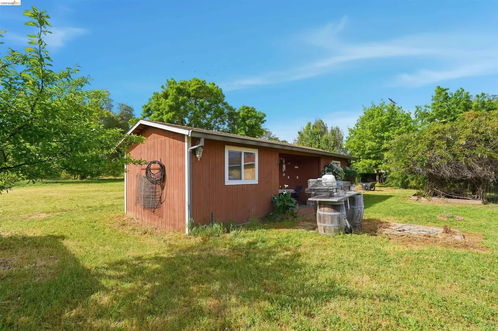209 Honey Lane Oakley CA 94561
