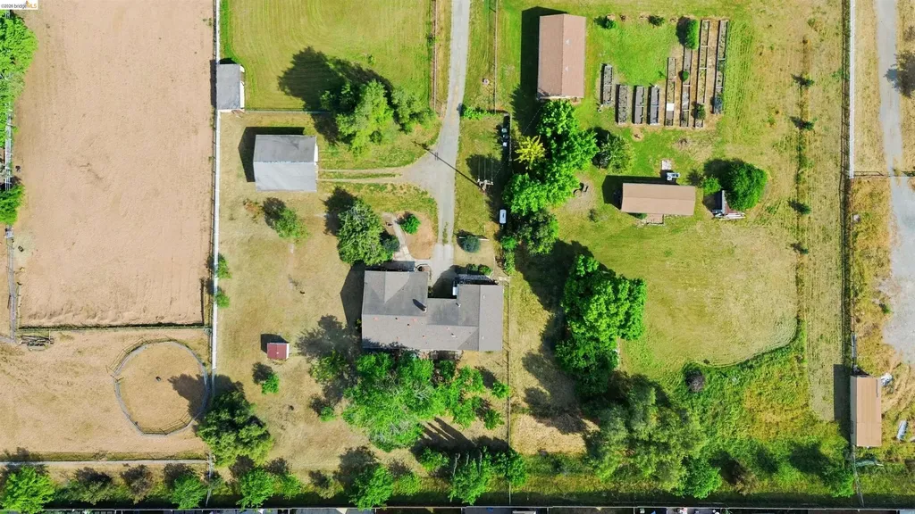 209 Honey Lane Oakley CA 94561
