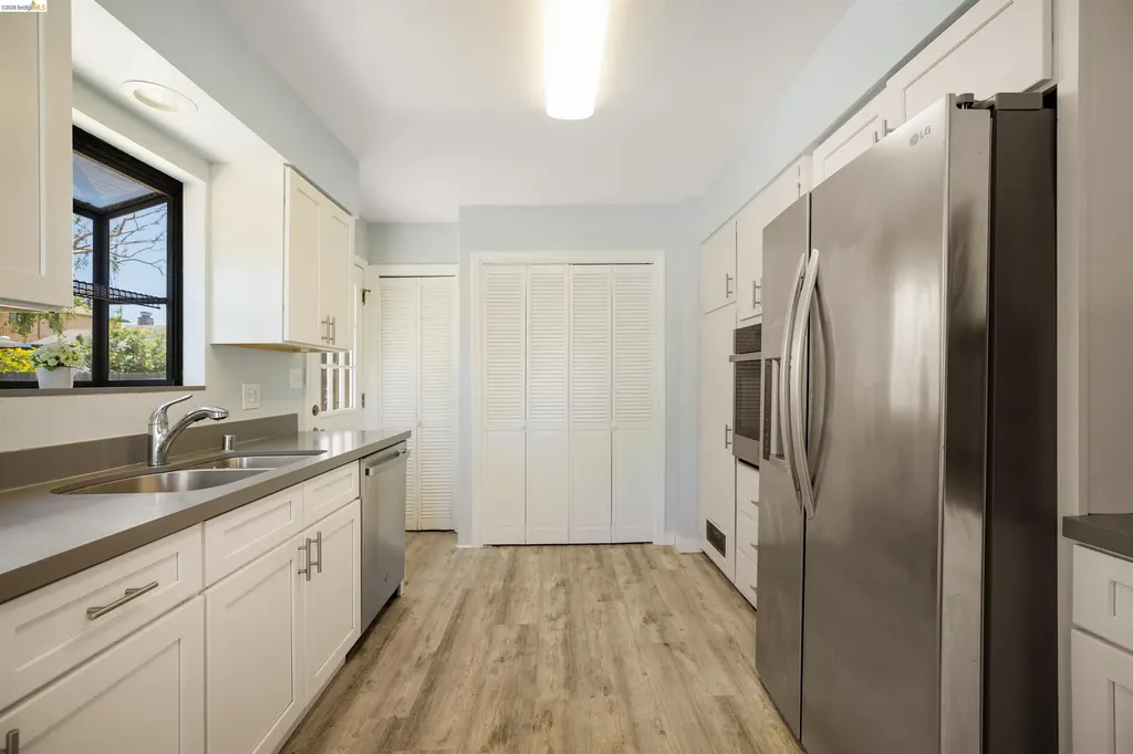2726 Rheem Avenue Richmond CA 94804