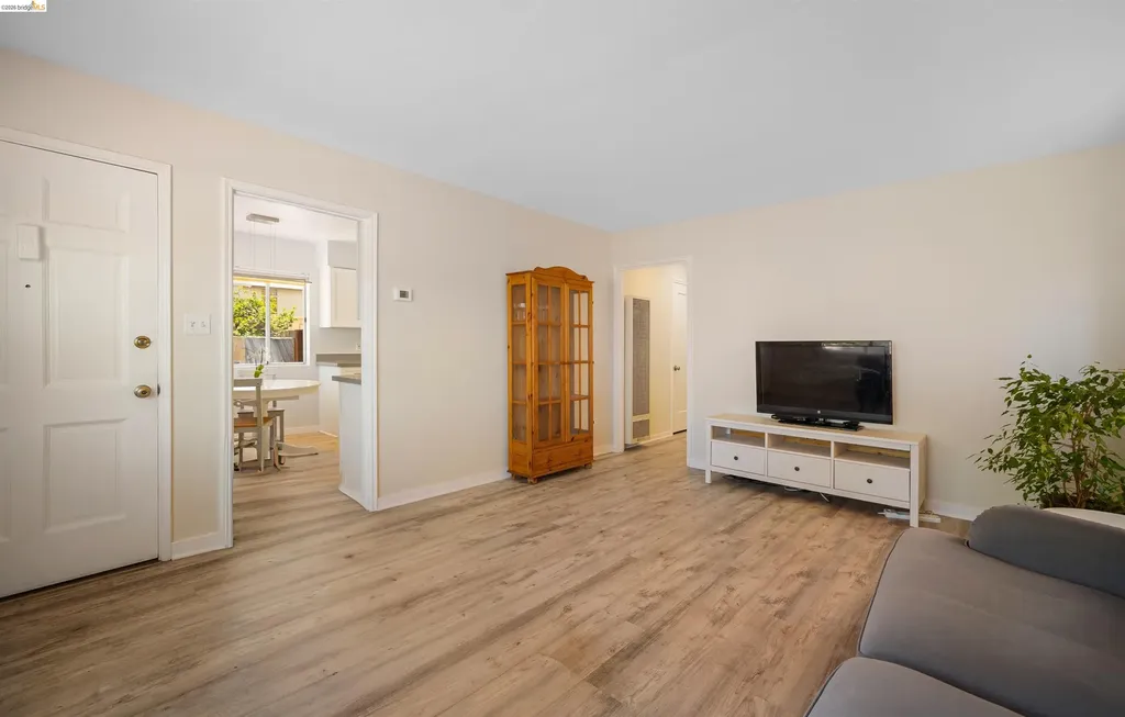2726 Rheem Avenue Richmond CA 94804