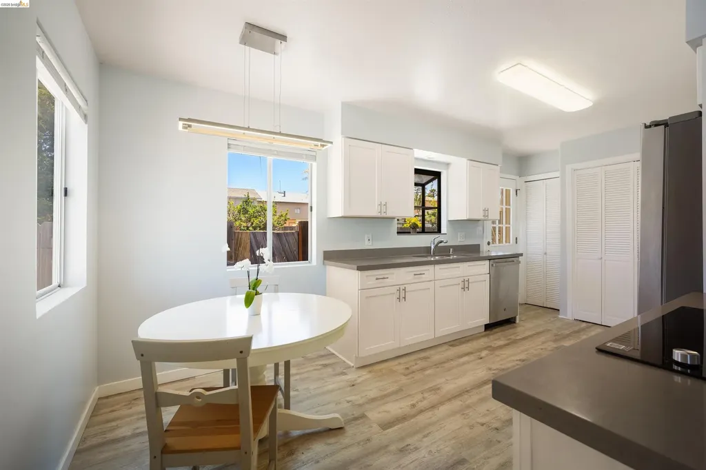 2726 Rheem Avenue Richmond CA 94804
